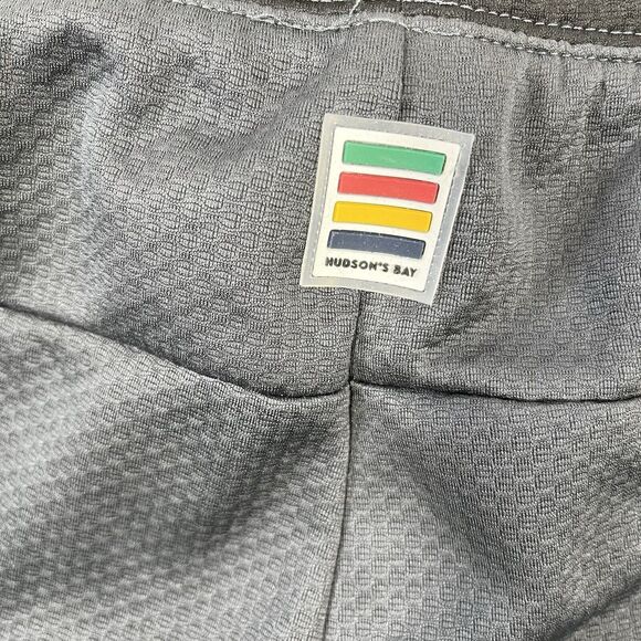 HUDSONS BAY CANADA GOLF SHORTS MENS MEDIUM DRAWSTRING 32” WAIST 10” INSEAM - Picture 11 of 14